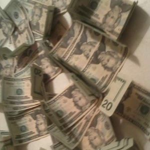 Meet your Posher, Victor